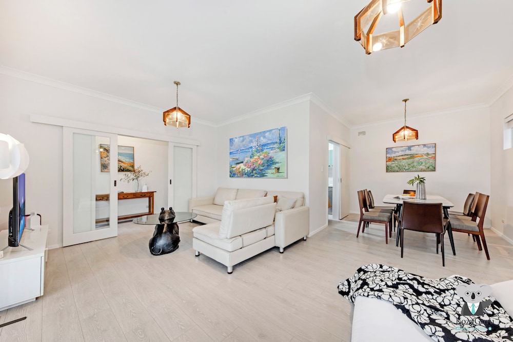 Kozyguru | Forestville | Charming 3Br House
