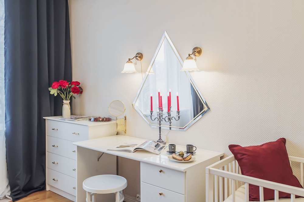GM Apartment Staropimenovskiy 16