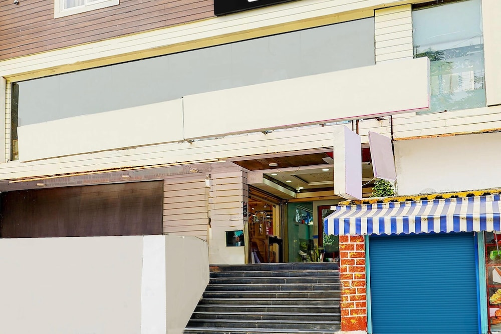 Stylish Stays at MG Road Near Commercial Street