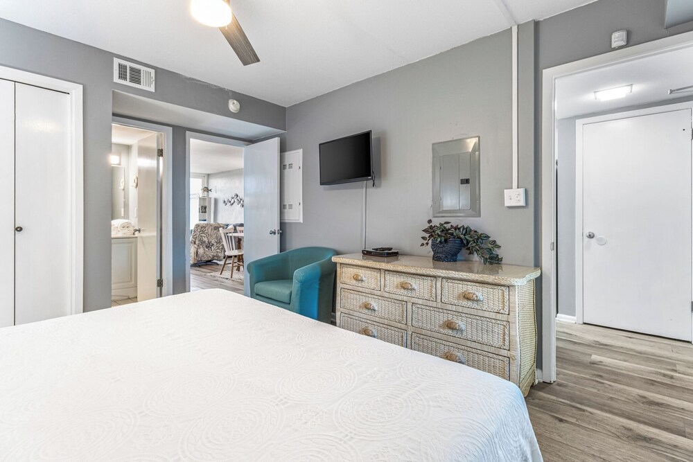 Island Shores #258 by Southern Vacation Rentals