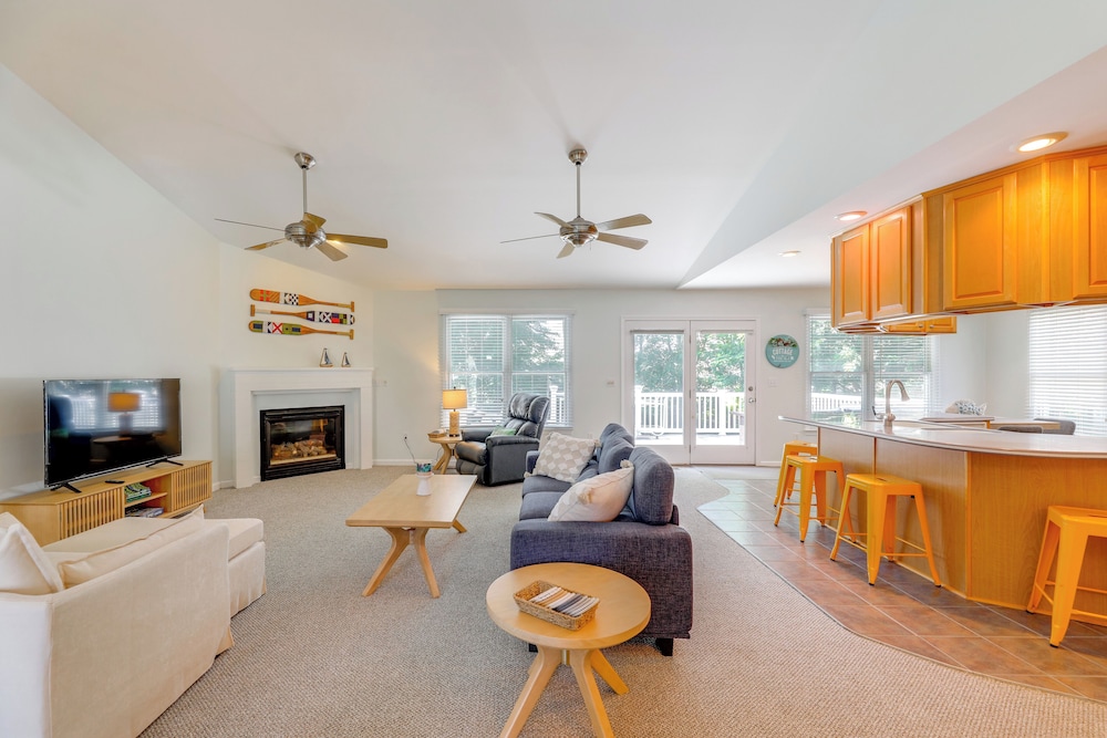 2 Mi to Bethany Beach: Home w/ Furnished Deck
