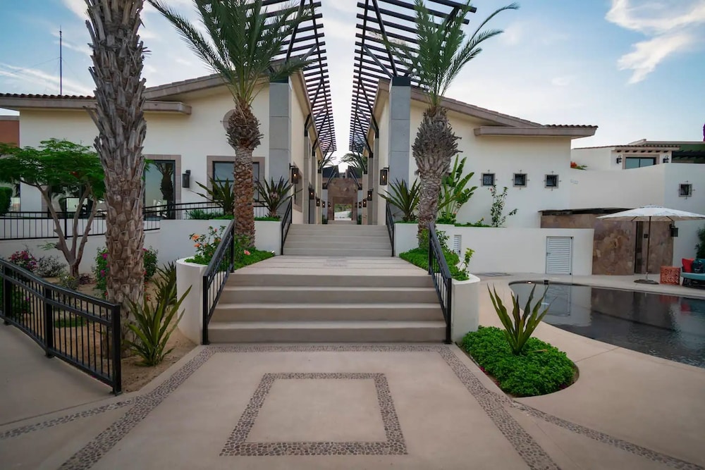 3BD Begati Ocean Views With Luxury Resort