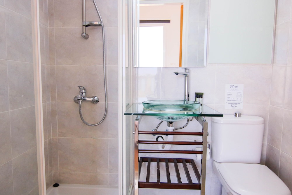 Phaedrus Living Beachfront Villa Morona