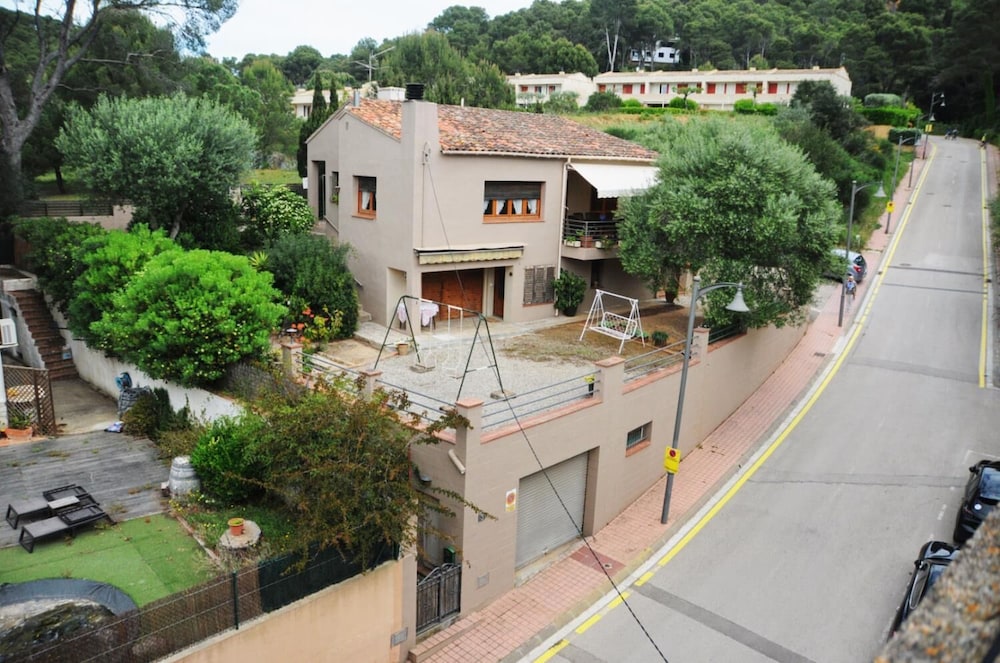 Masso in Llafranc With 3 Bedrooms and 1 Bathrooms