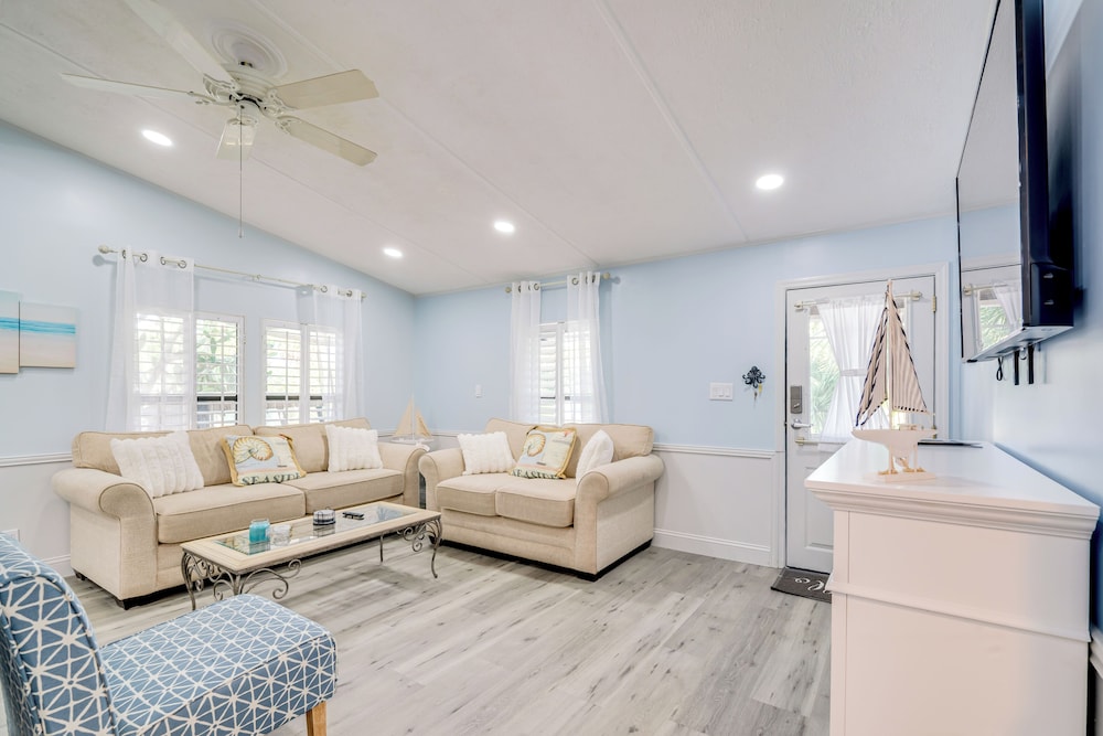 Golf & Pool Access: Home w/ Yard in Lady Lake