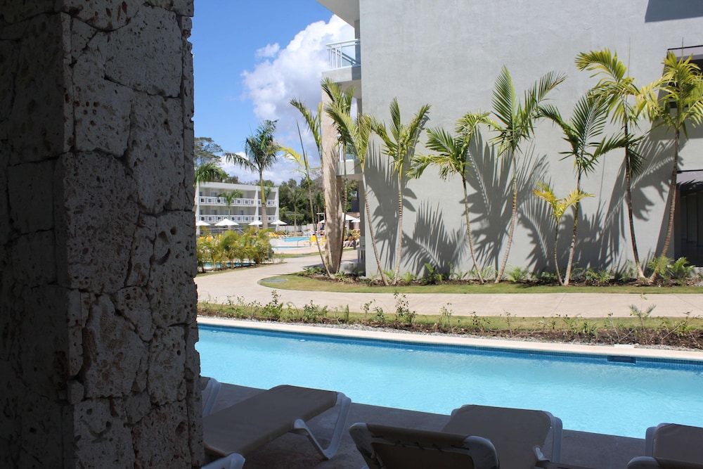 Emotions by Hodelpa - Juan Dolio - All inclusive