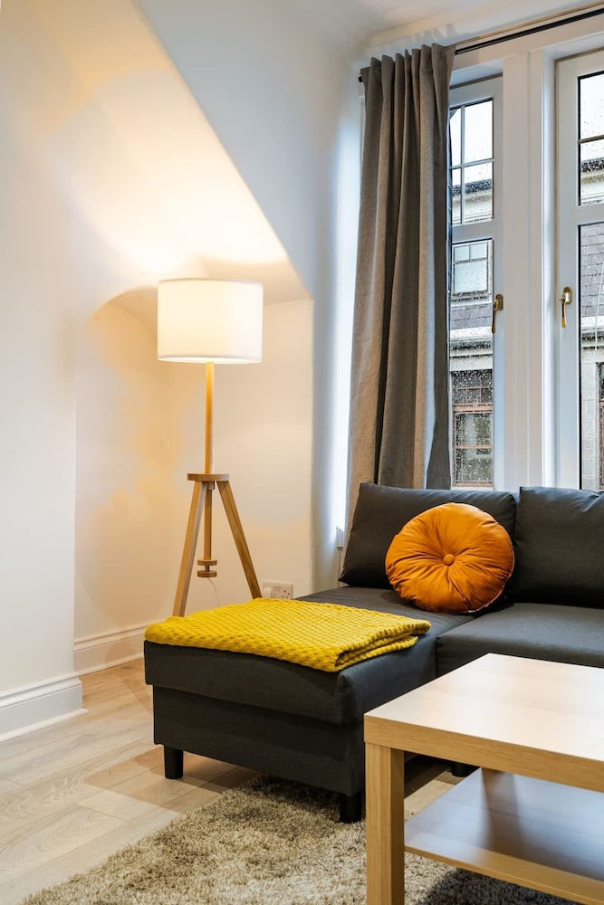 1 Bed Flat - City Centre