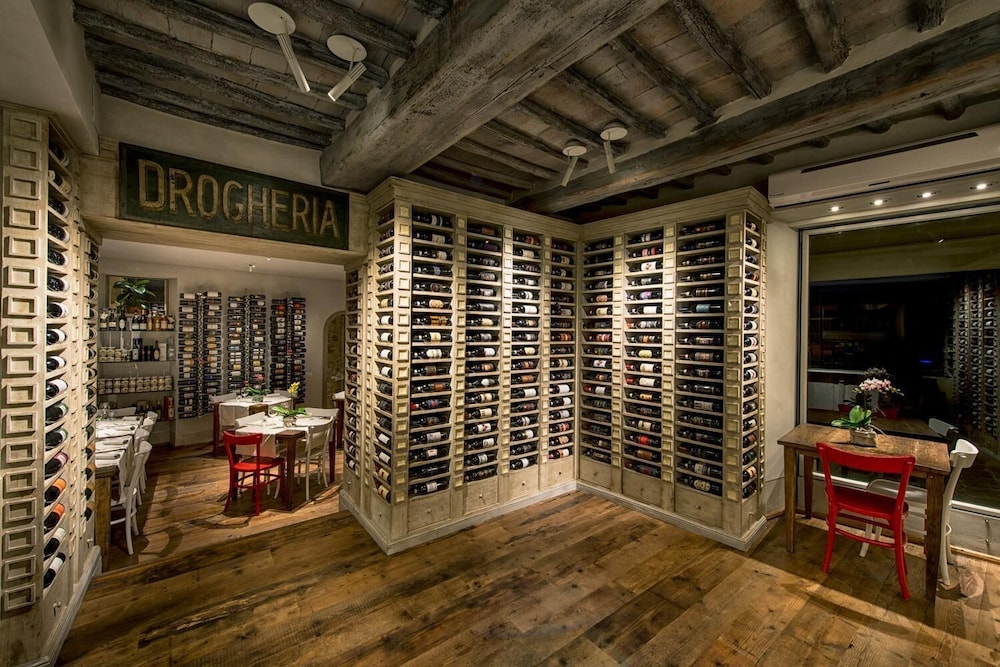 Drogheria & Locanda Franci