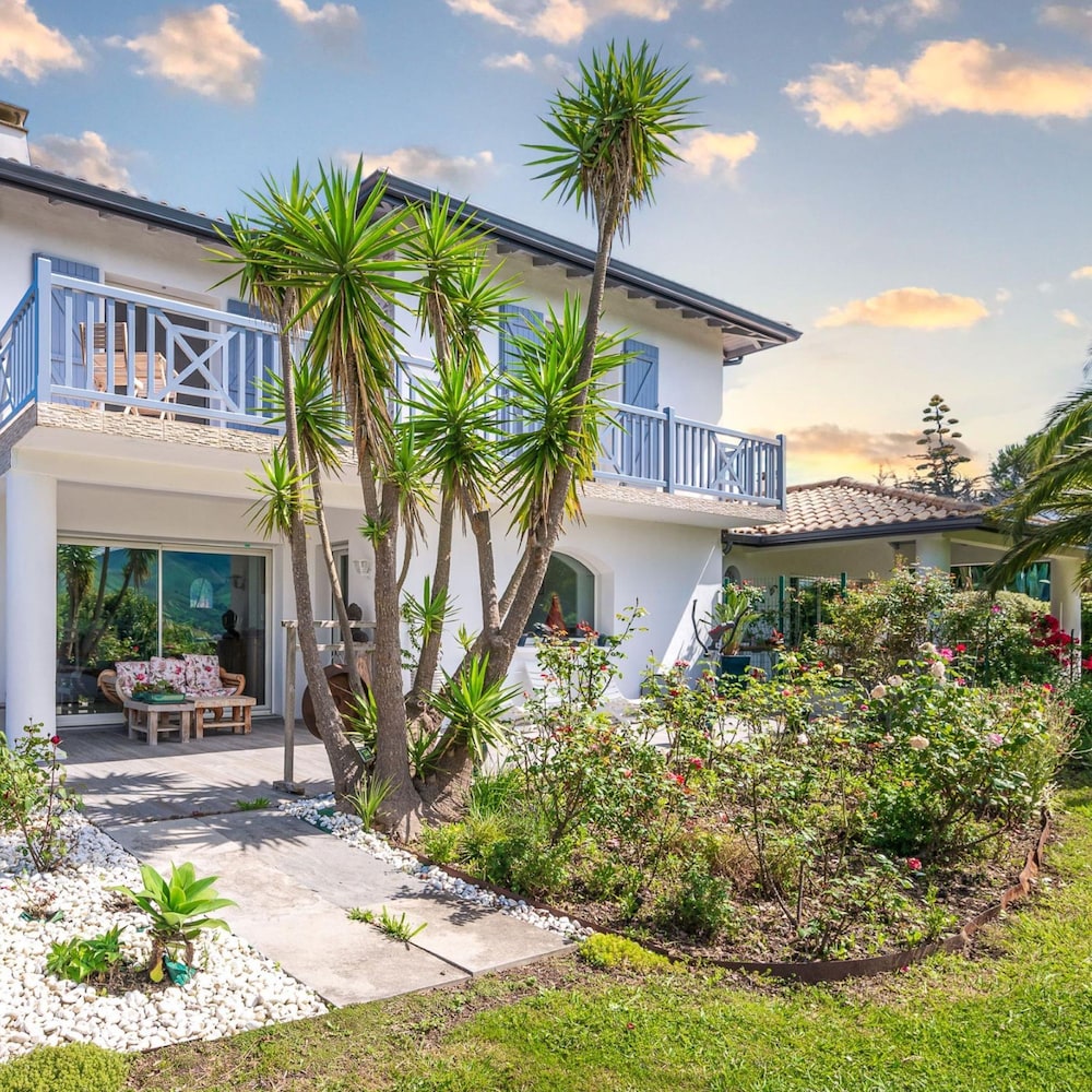 Maison Madalena With Pool Close to Ocean