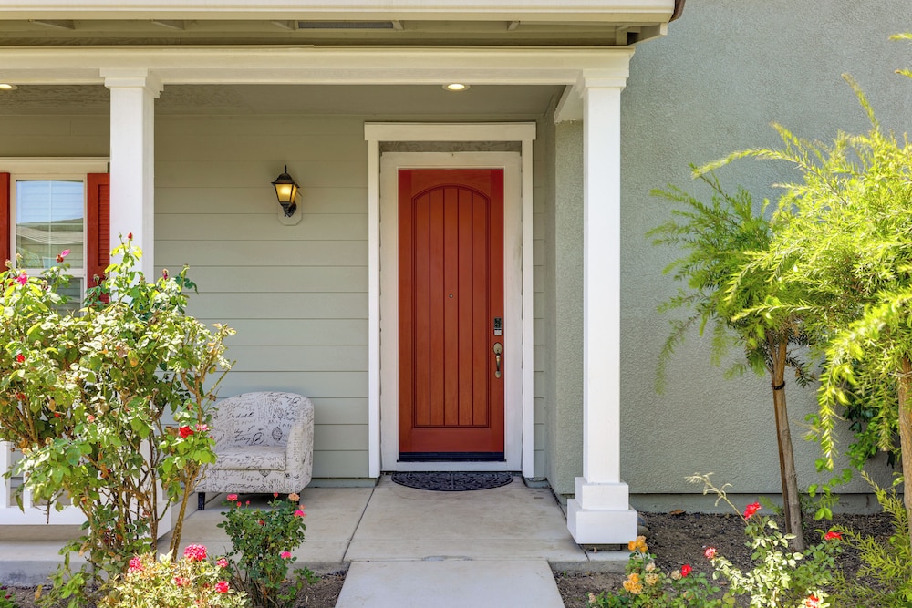 Walk to Parks: Mountain House Retreat w/ Patio!