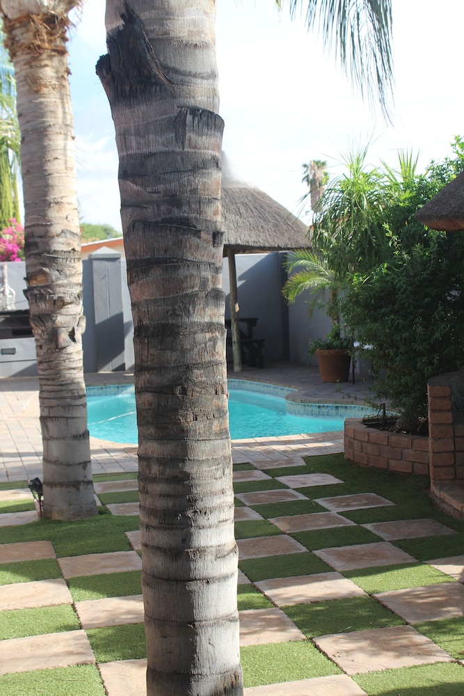 Falcon Guesthouse