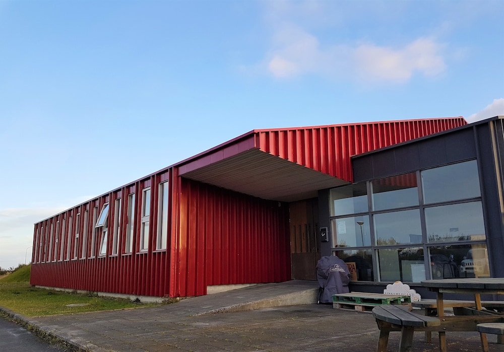 Hotel Snotra Hostel - Image 1