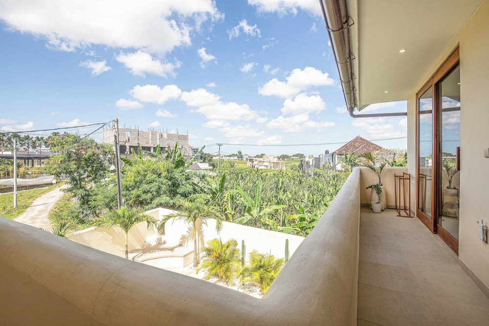 Luxury 4BR Villa With Private Pool in Canggu