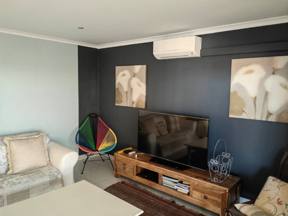 The Views - Oceanview Haven in Langebaan - 3 Levels of Luxury
