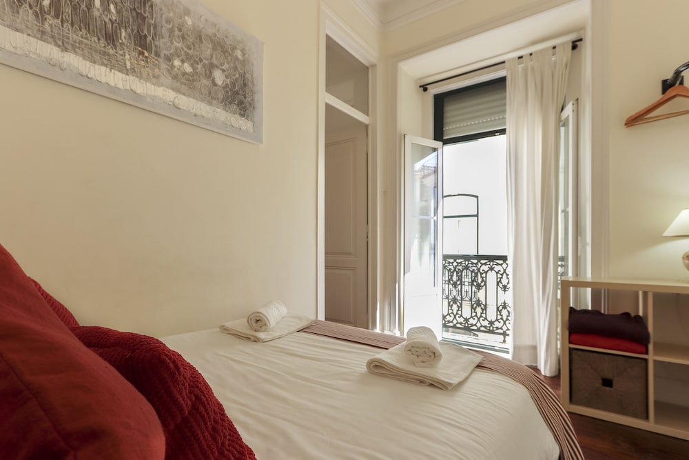 Bairro Alto Classic by Homing