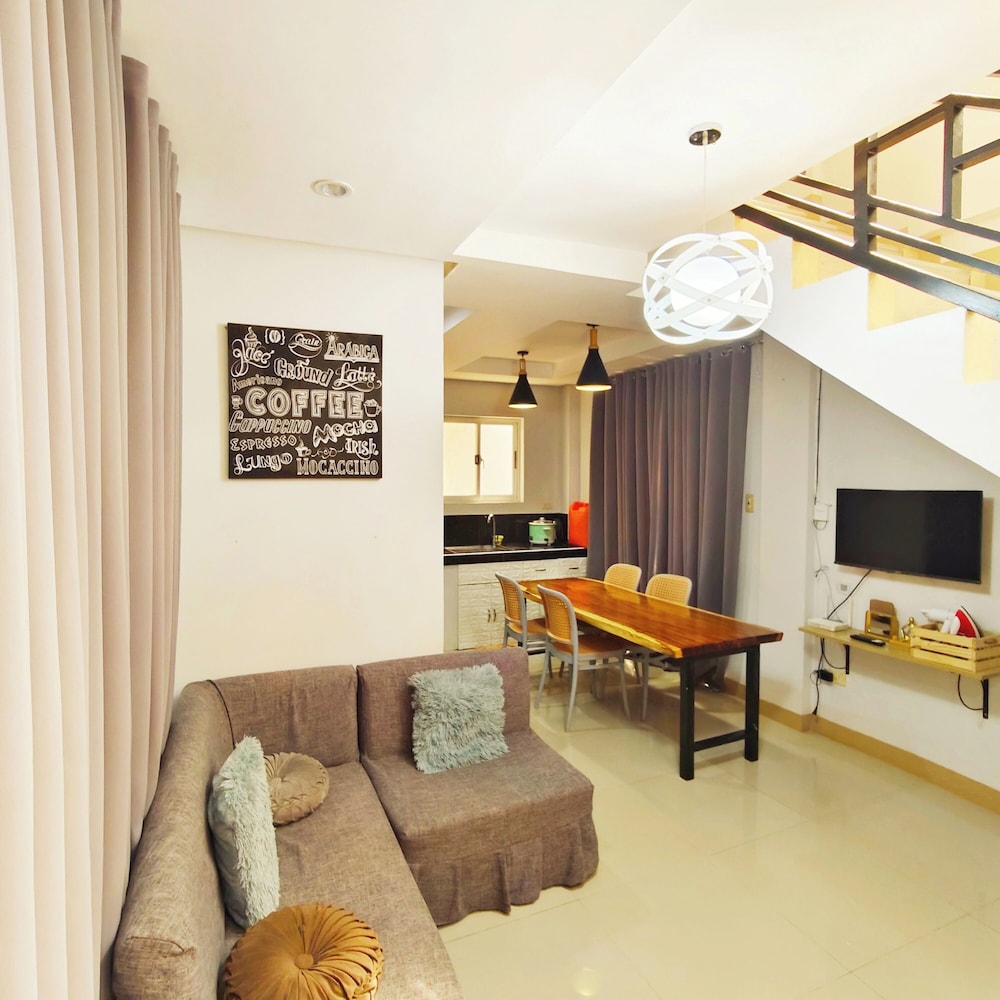 Ada's Residential Villa La Union