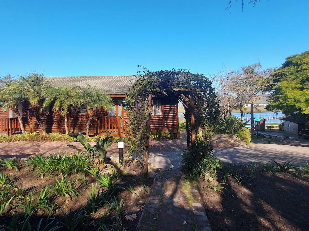 Knysna River Club by First Private Stays
