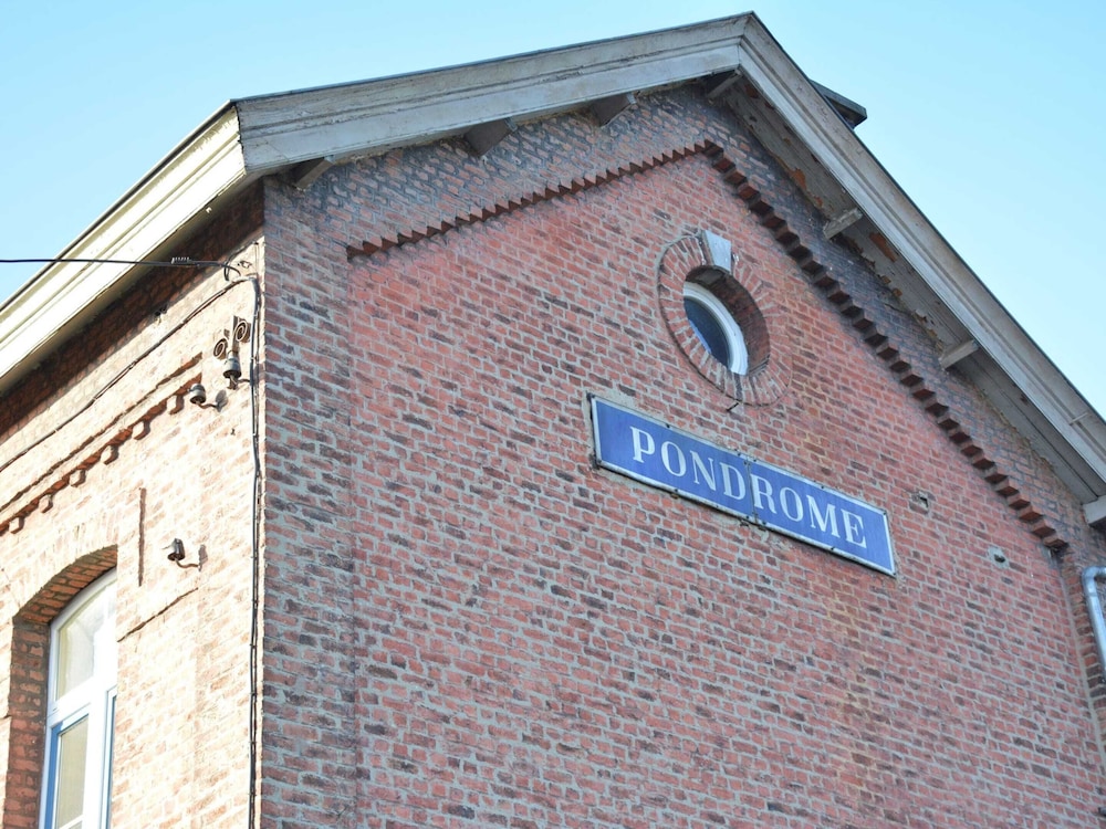 Photo 23