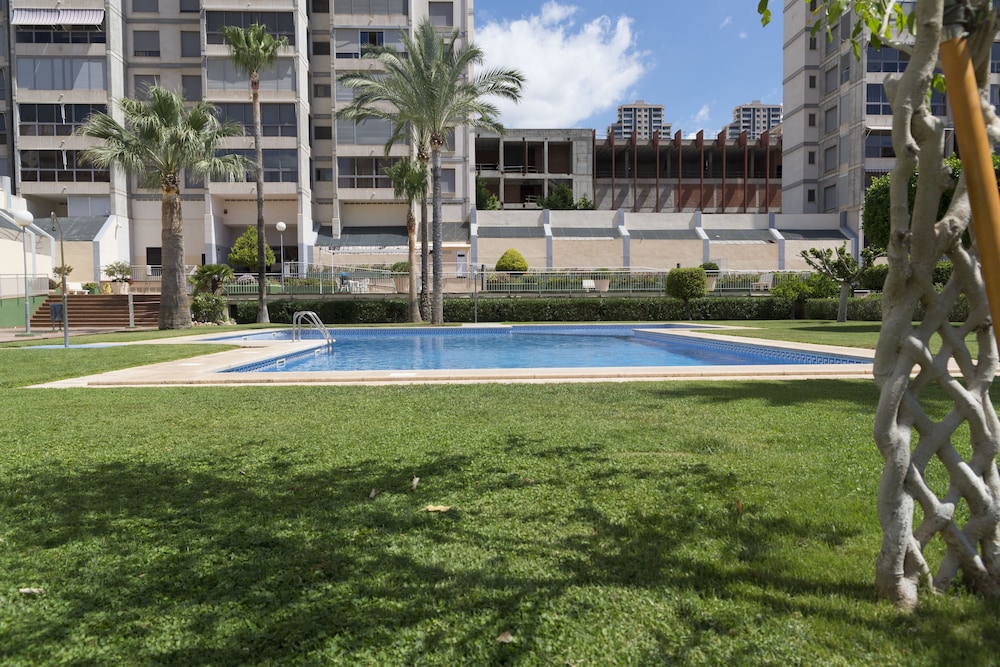 APARTAMENTOS GEMELOS 20 - BENINTER