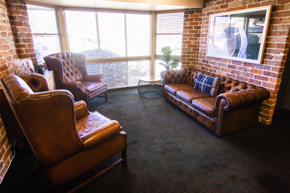Grand Country Lodge Motel