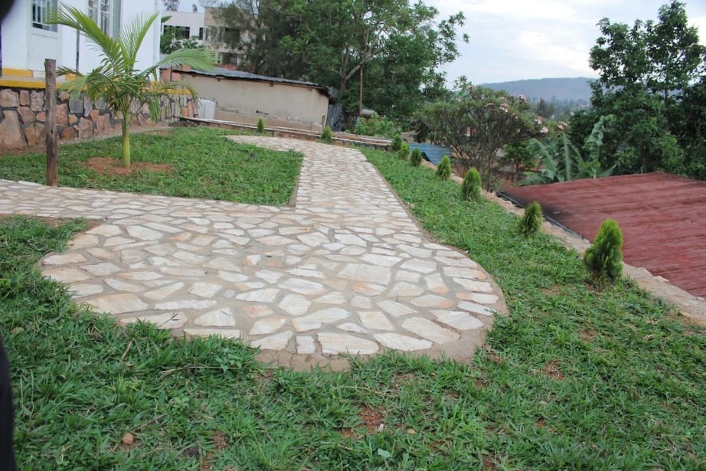 Mama Rwanda Youth Hostel