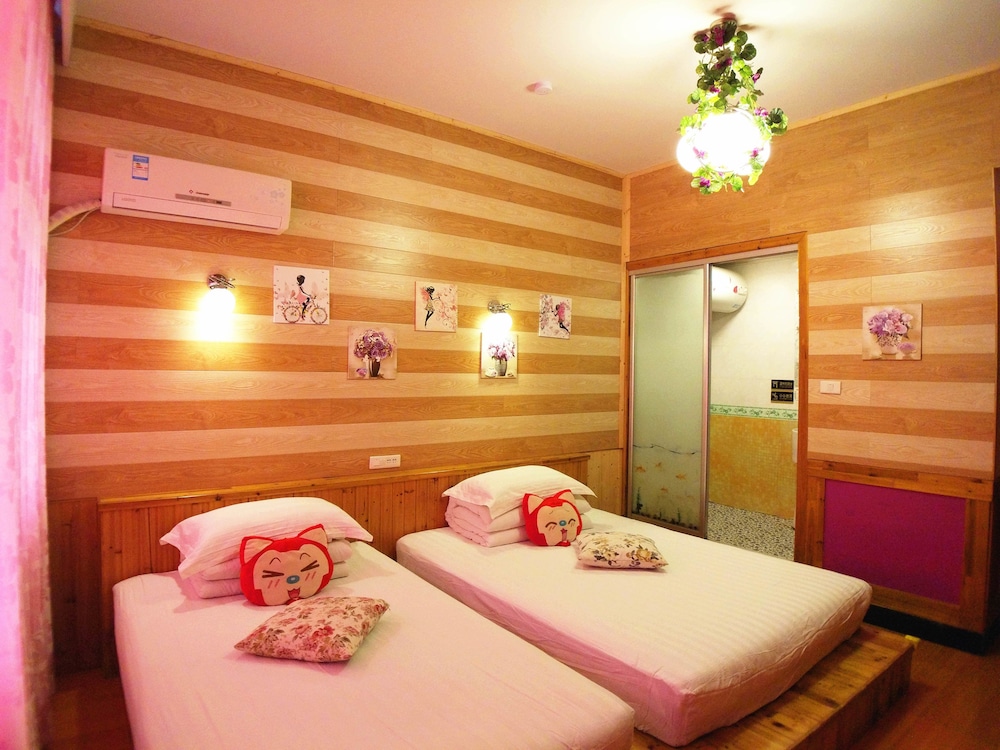 Wuzhen Guyun Qianxun Guest House
