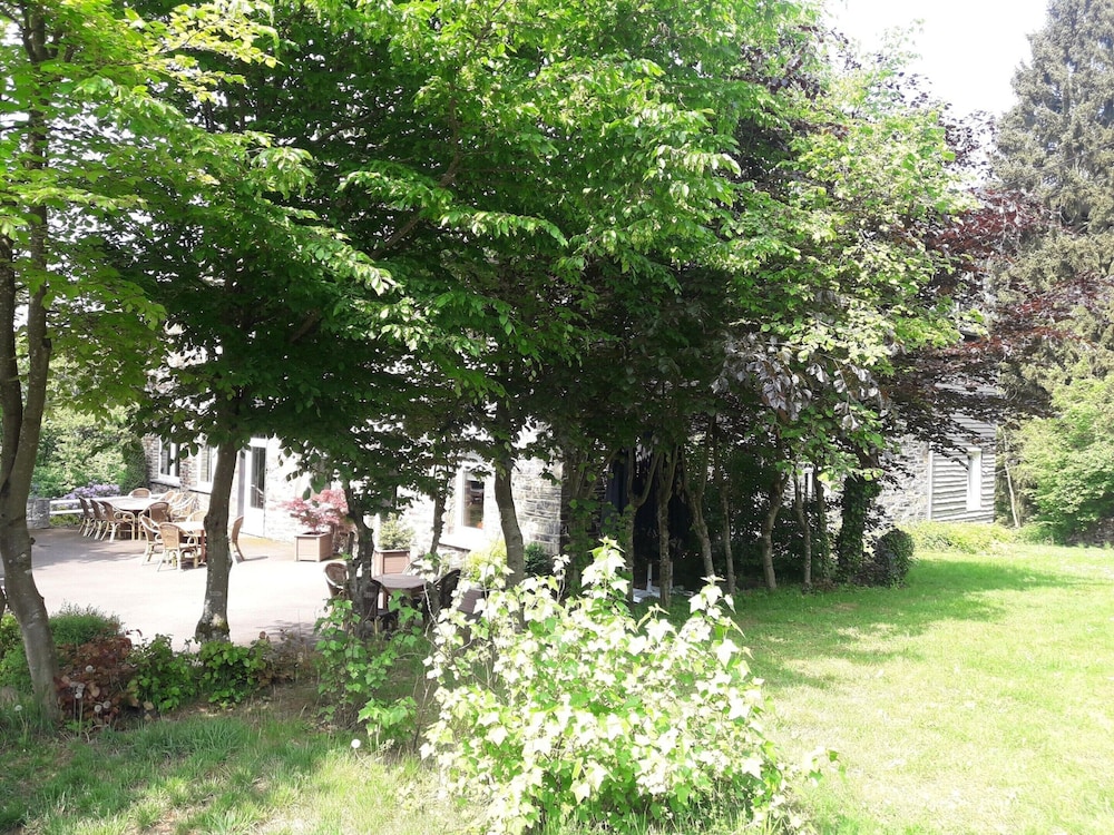 Charming Cottage With Pool in Houffalize