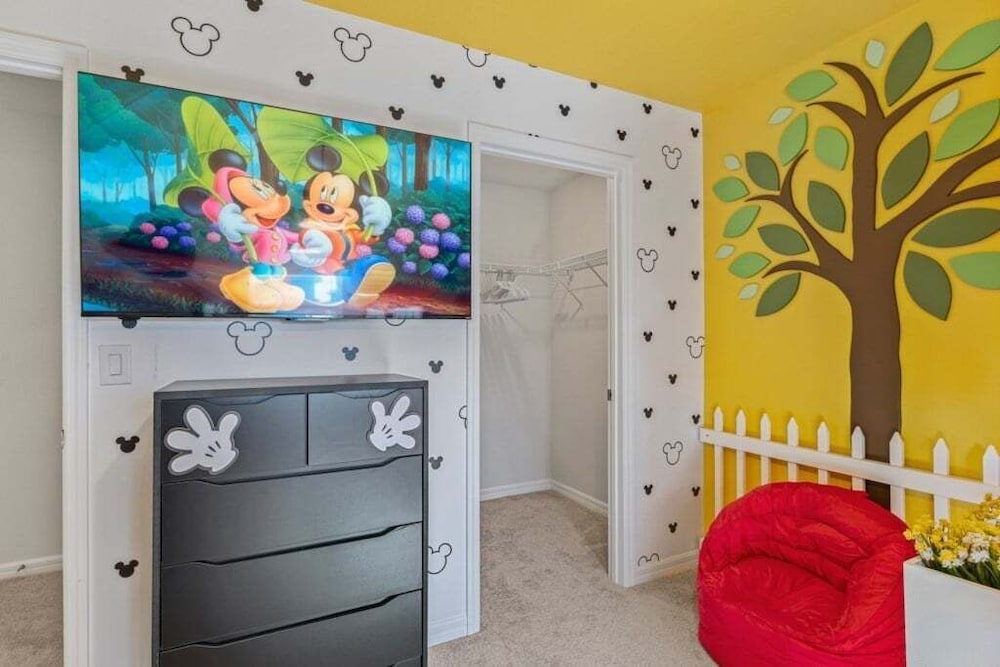 Disney's Castle Mania Home! 7 Bedroom Villa