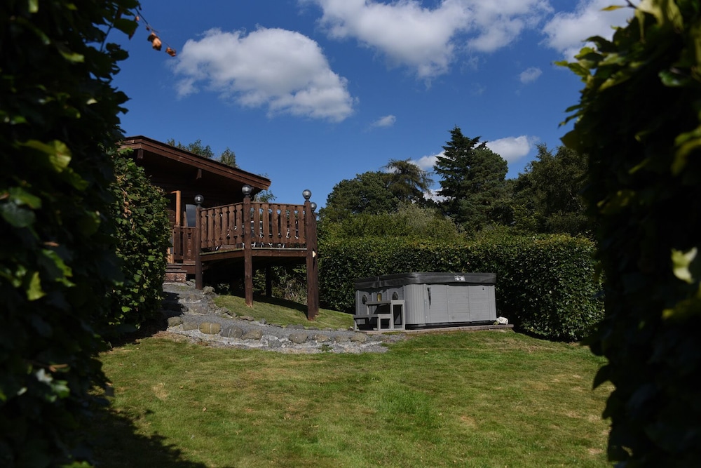 Tawny Owl Lodge