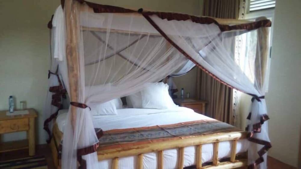 Summit Safari Lodge view 3