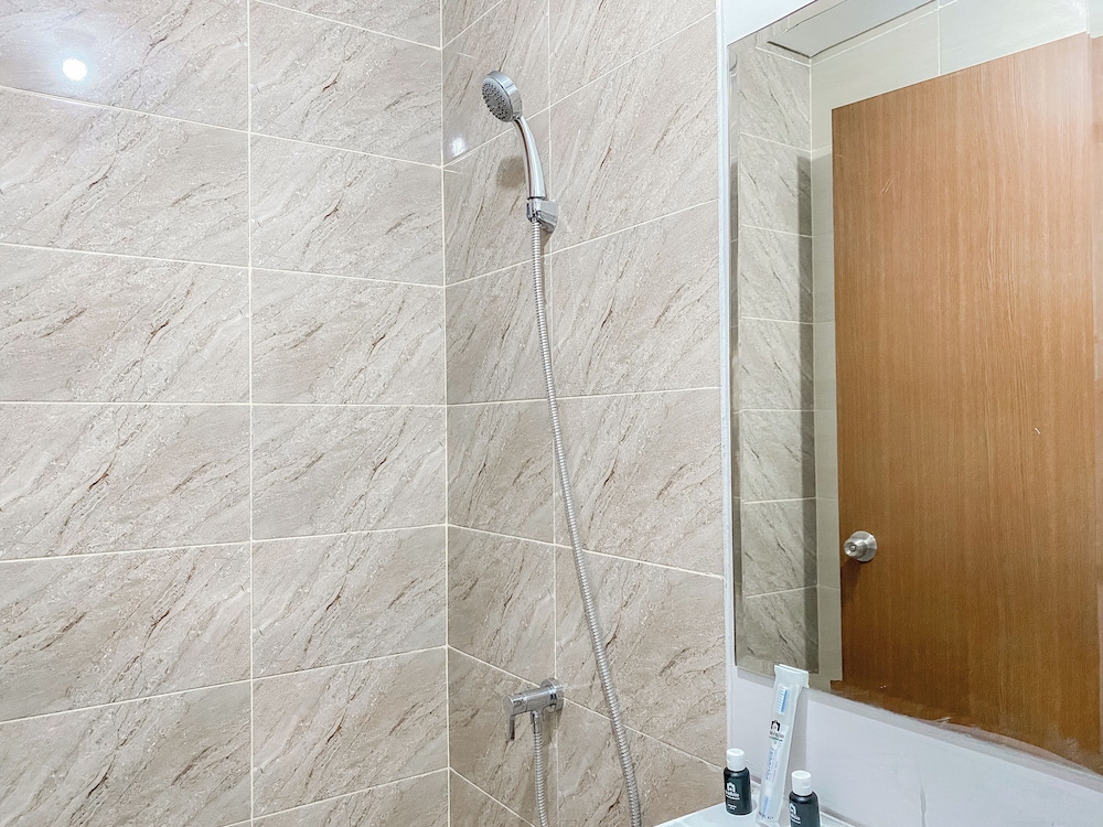 Enjoy and Cozy Living Studio Transpark Juanda Bekasi Timur Apartment