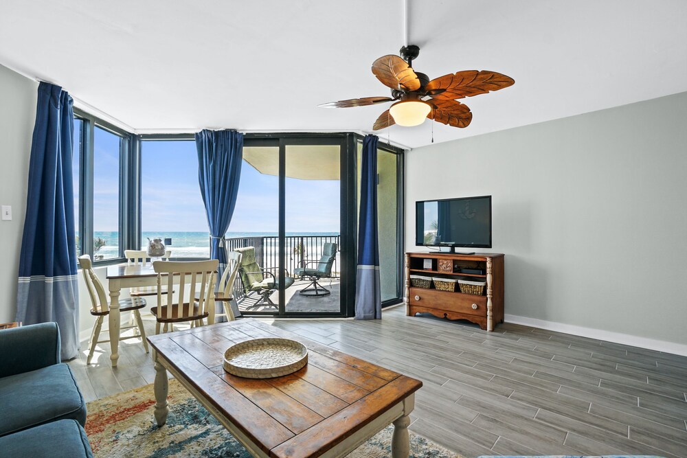 Sunbird Beach Resort By PHG