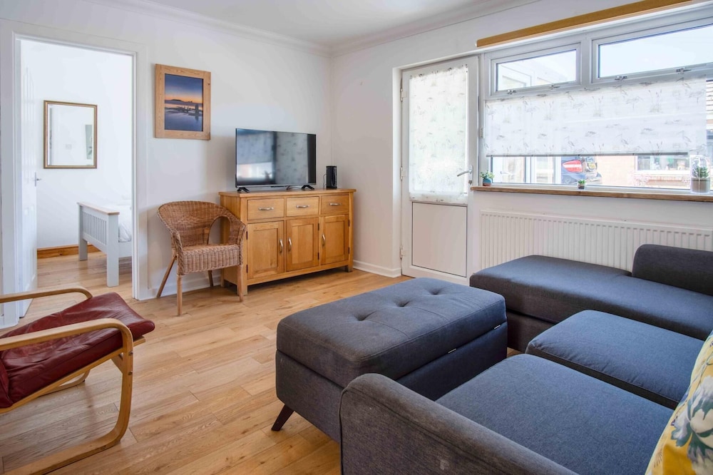 Cosy Cottage - 2 Bedroom Cottage - Mumbles