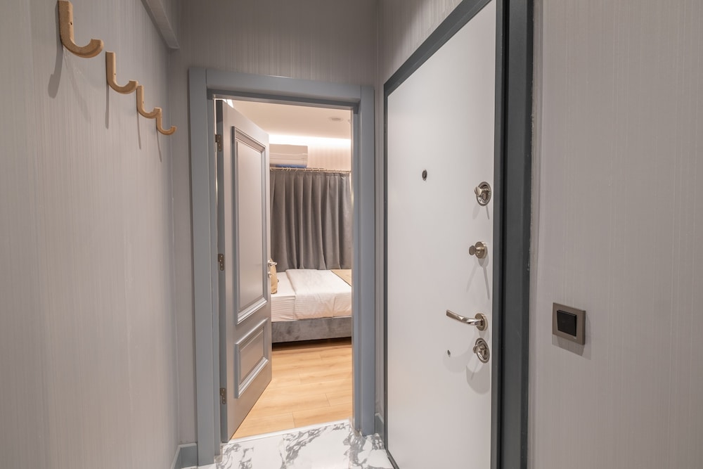 The Platine Plus Süiti - Image 13