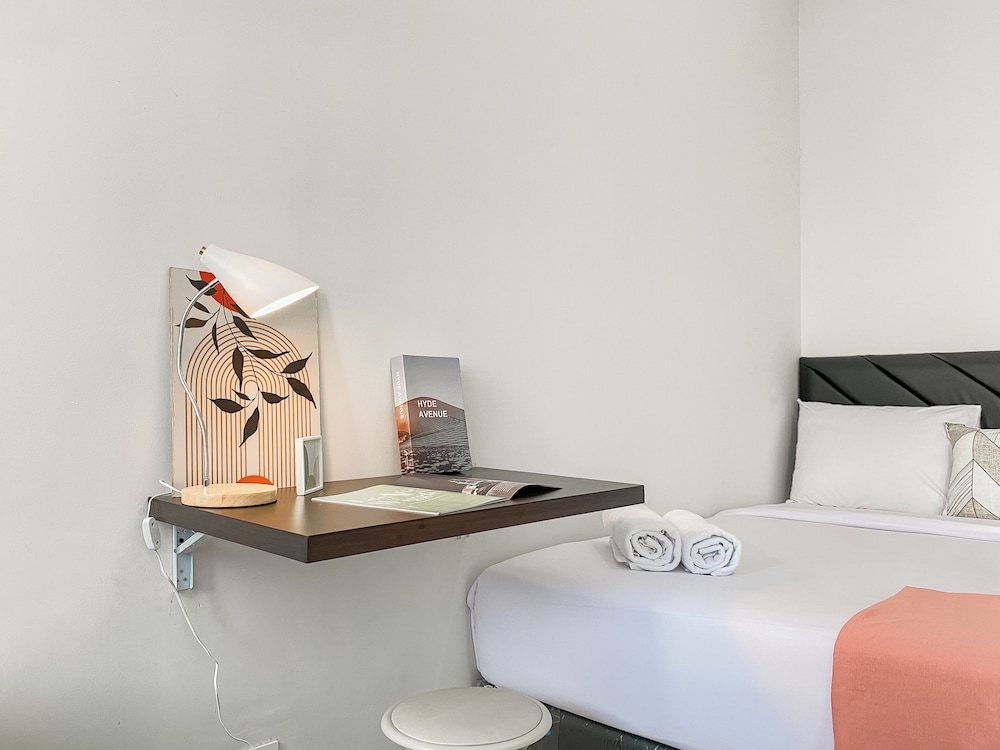Enjoy and Cozy Living Studio Transpark Juanda Bekasi Timur Apartment