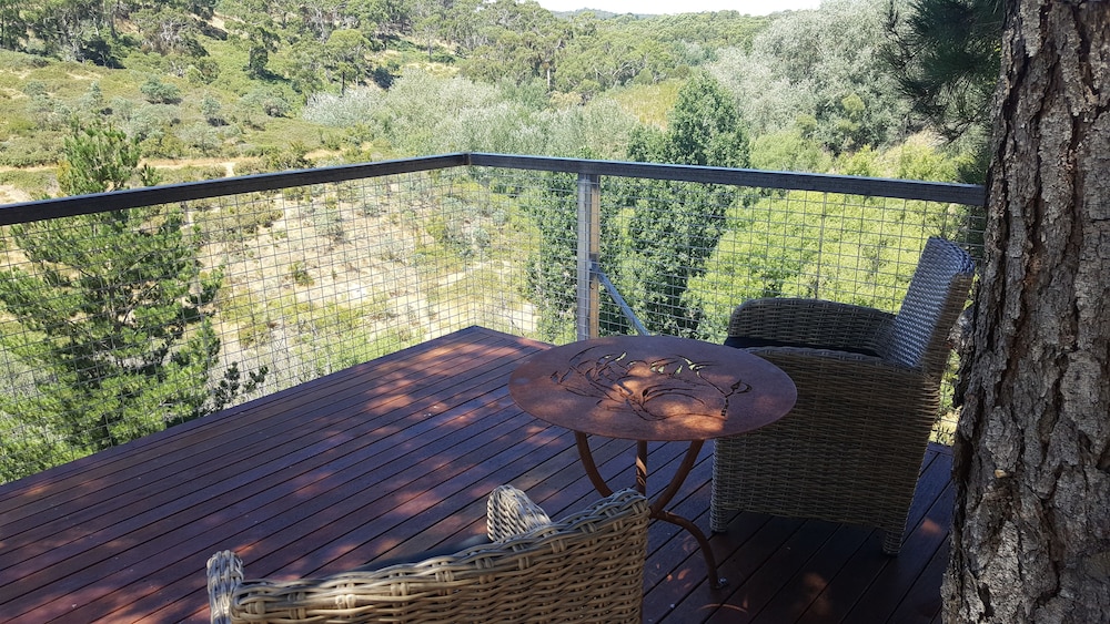 Clifftop at Hepburn