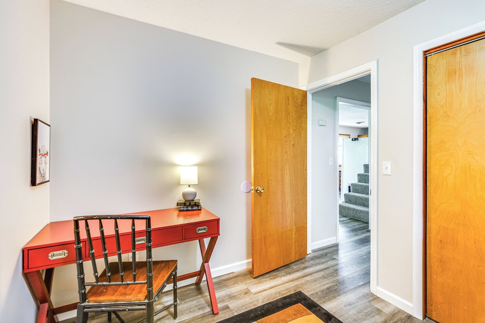Hunt & Fish: Peaceful Country Escape in Chapman!
