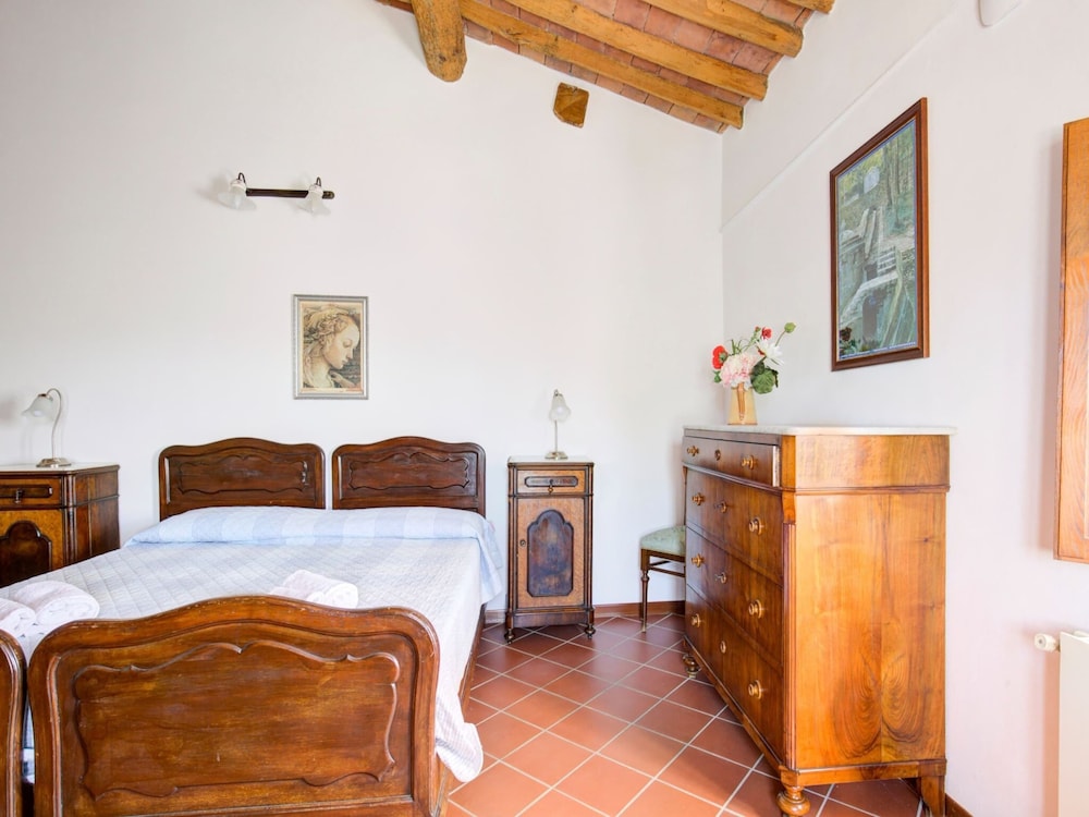 Apartment in Peccioli With Pool and Wine Tasting view 5