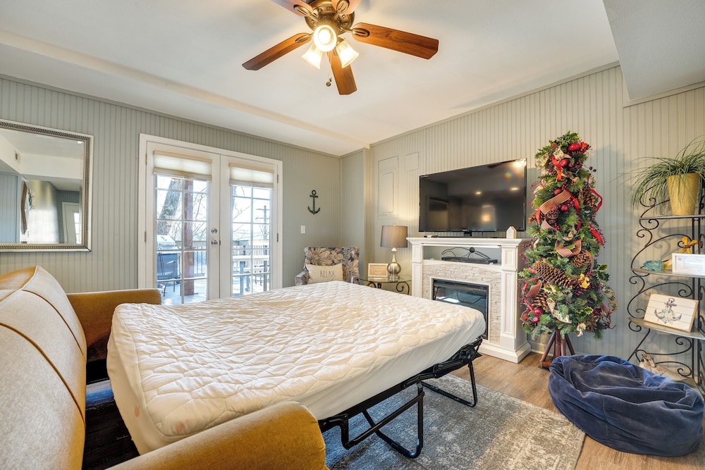 Lake Views & Community Perks: Cape Fair Apartment!