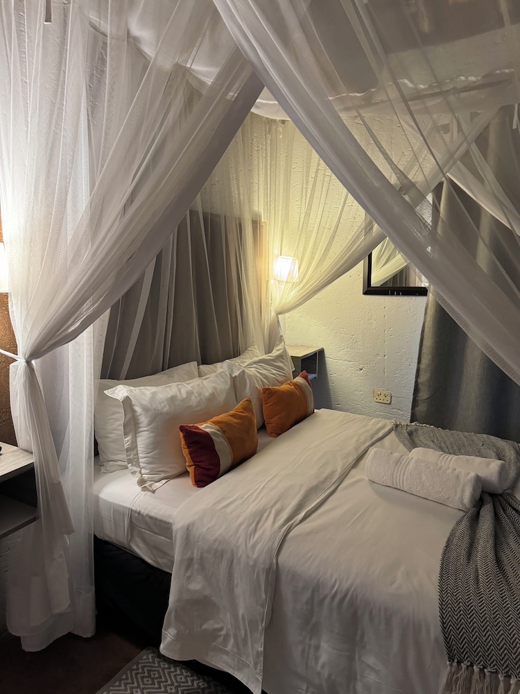 Pan African Safari Lodge