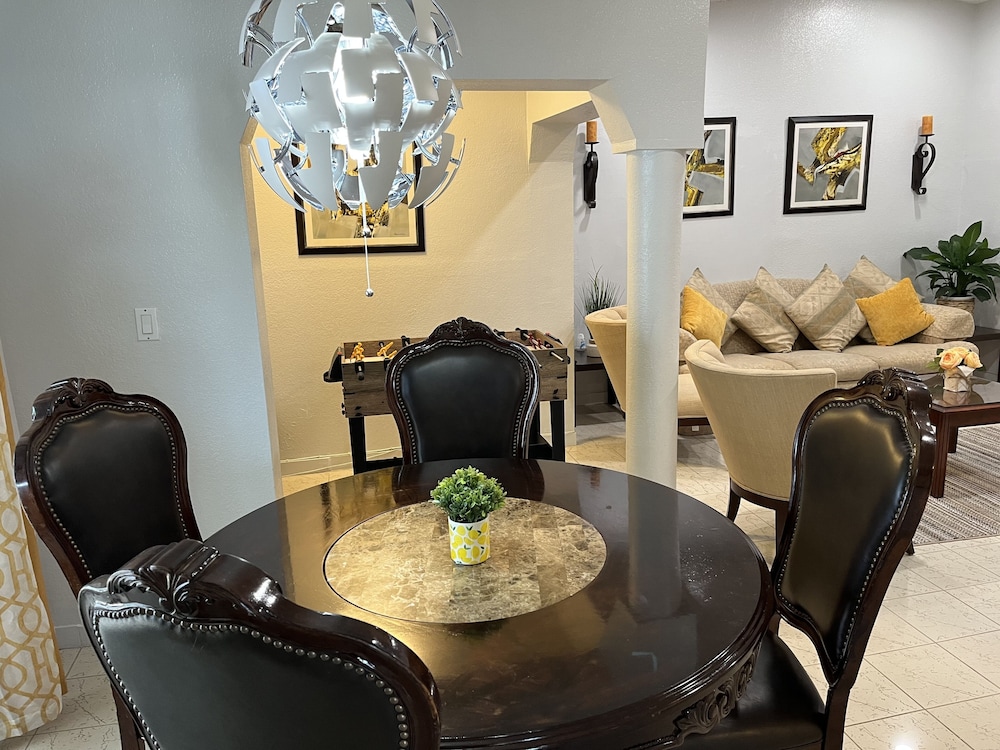 Amazing & cozy Duplex near Zoo Miami