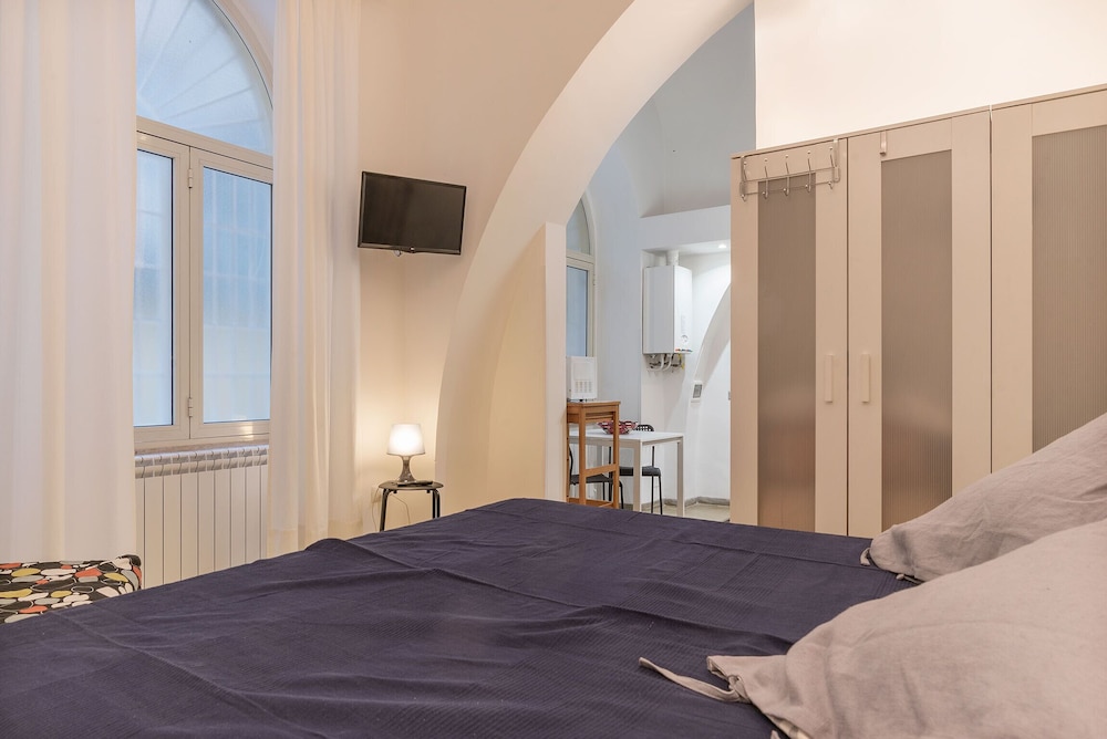 Piazza Vittorio NETFLIX Apartment