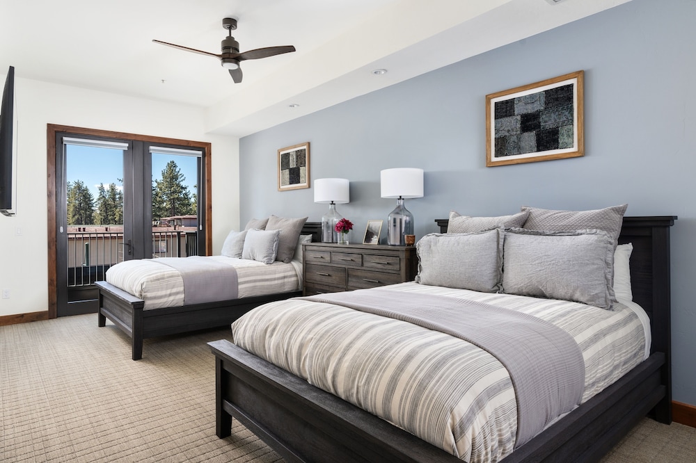 Lake Tahoe Vacations - Luxury 4bdr Residence Steps From Heavenly Village 4 Bedroom Condo - Property Image 23