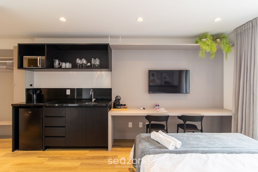 Studios With Side Sea View at Penha Spot PSO - L