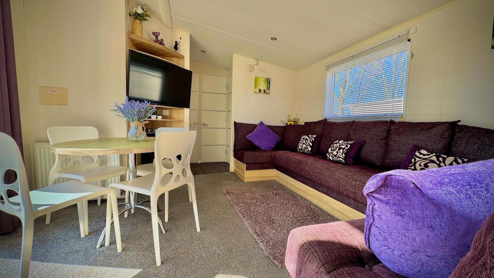 Marton Mere - 3 Bedroom Caravan