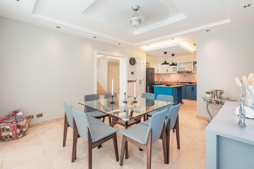 Cozy 3br-villa w Pool BBQ in Punta Cana view 5