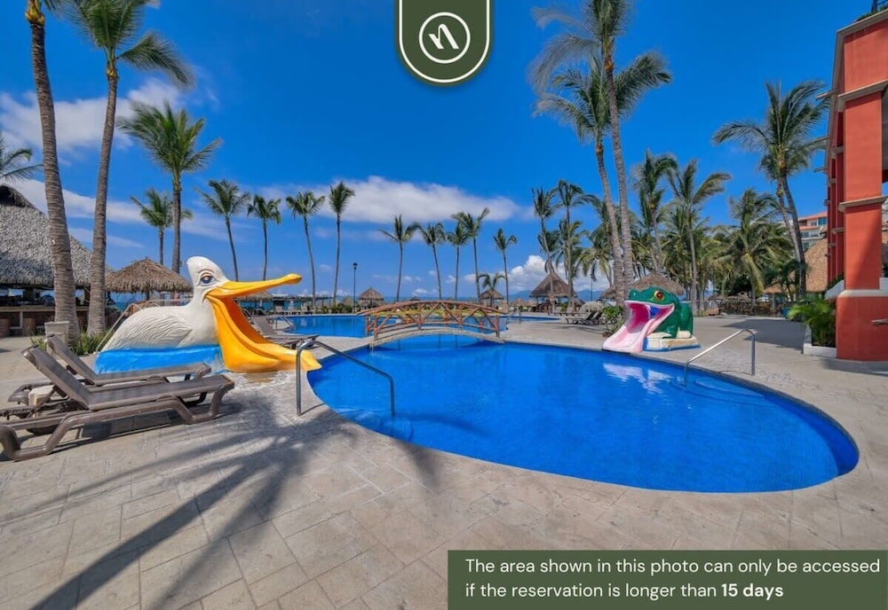 Amazing 2BR Condo in Nuevo Vallarta - Pool - King