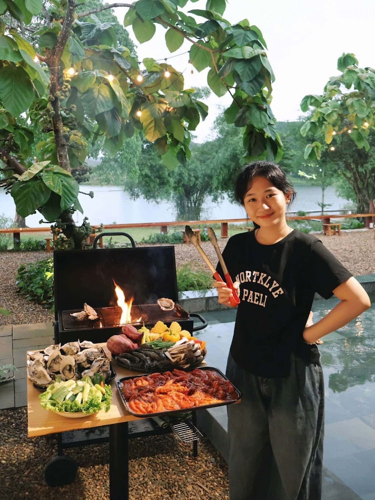 Va Riverside Retreat