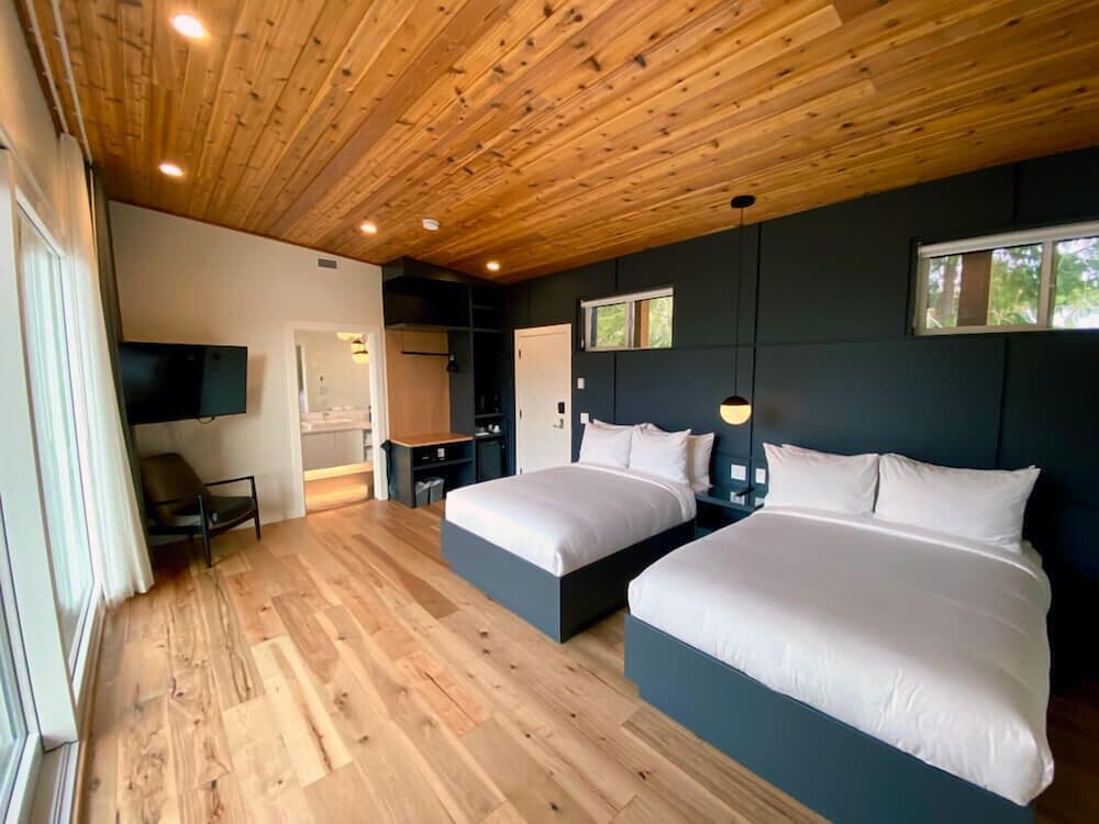 Tofino Vacations - Duffin Cove Oceanfront Lodging - Property Image 51