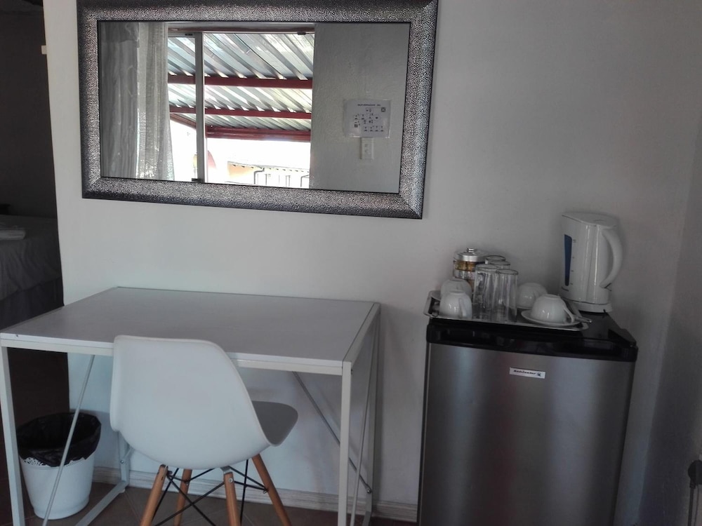 Joezebel Guest House